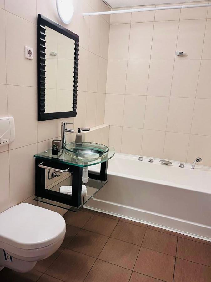 Eclipse Apartment Free Parking Cluj-Napoca Exteriör bild